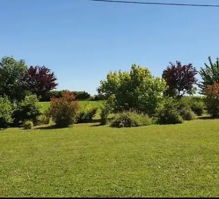 Reve De Campagne 2 Xanton-Chassenon